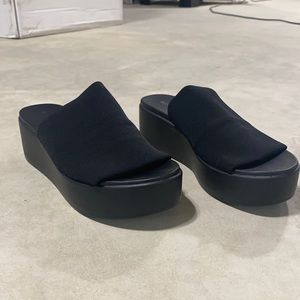 Madden girl shelbie platform sandal